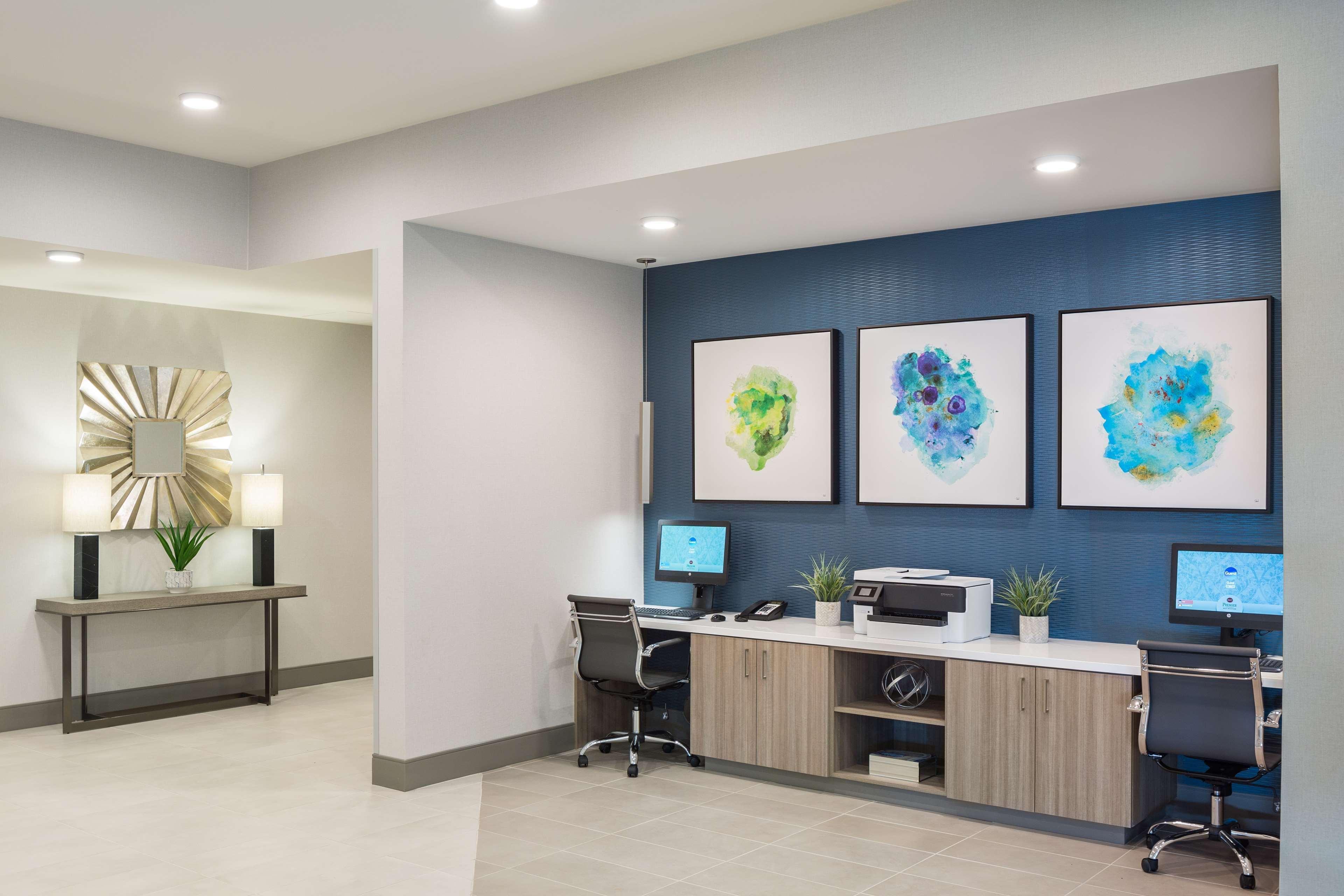 Best Western Premier Hotel At Fisher'S Landing Vancouver Bagian luar foto